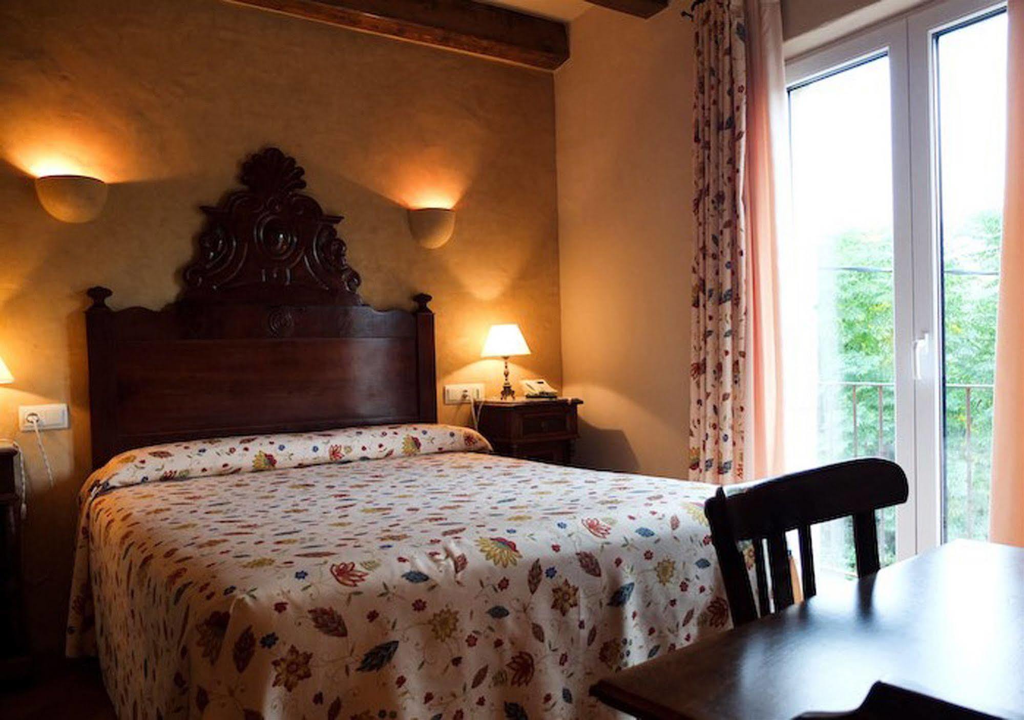 Sant Feliu de Boada Hotel Sant Feliu מראה חיצוני תמונה